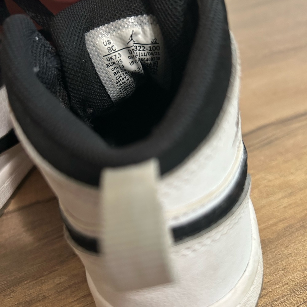Nike Kids Black and White High-Top Sneakers - Picture 3 of 3